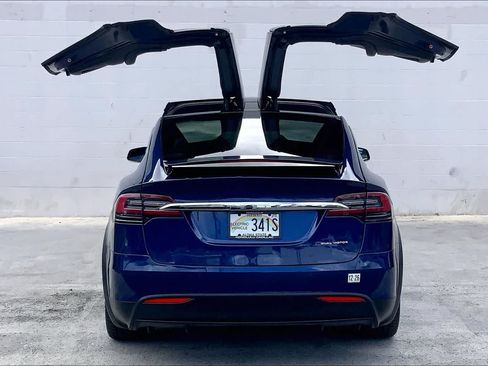 Used 2021 Tesla Model X Long Range AWD/4WD image 5