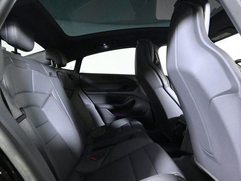 Certified 2022 Porsche Taycan 4S image 19
