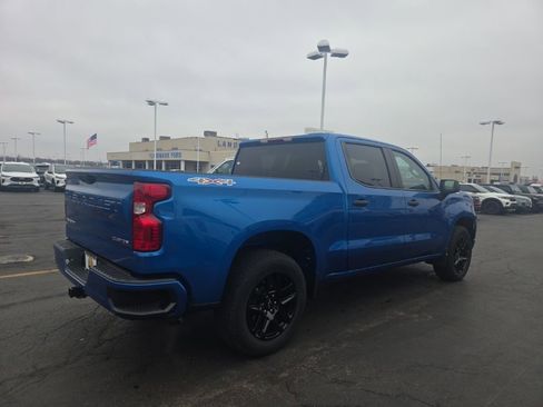 Used 2022 Chevrolet Silverado 1500 Custom image 7