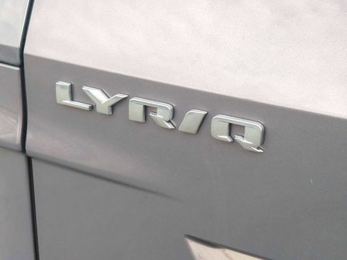 New 2025 Cadillac Lyriq Luxury image 9