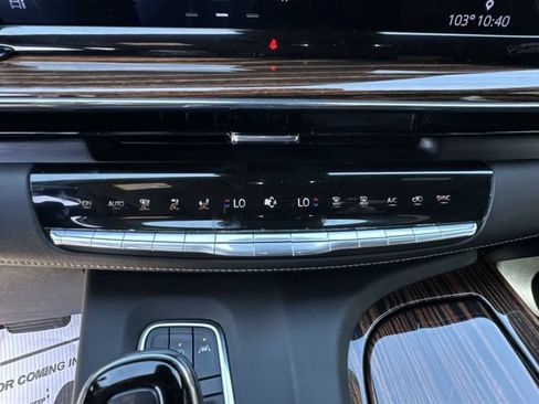 Certified 2024 Cadillac Escalade ESV Premium Luxury RWD image 26