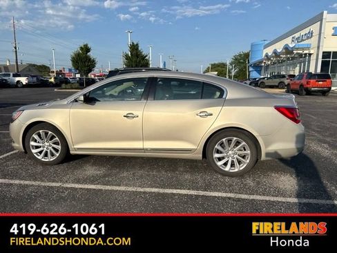 Used 2016 Buick LaCrosse Leather w/ Experience Buick Package FWD image 9