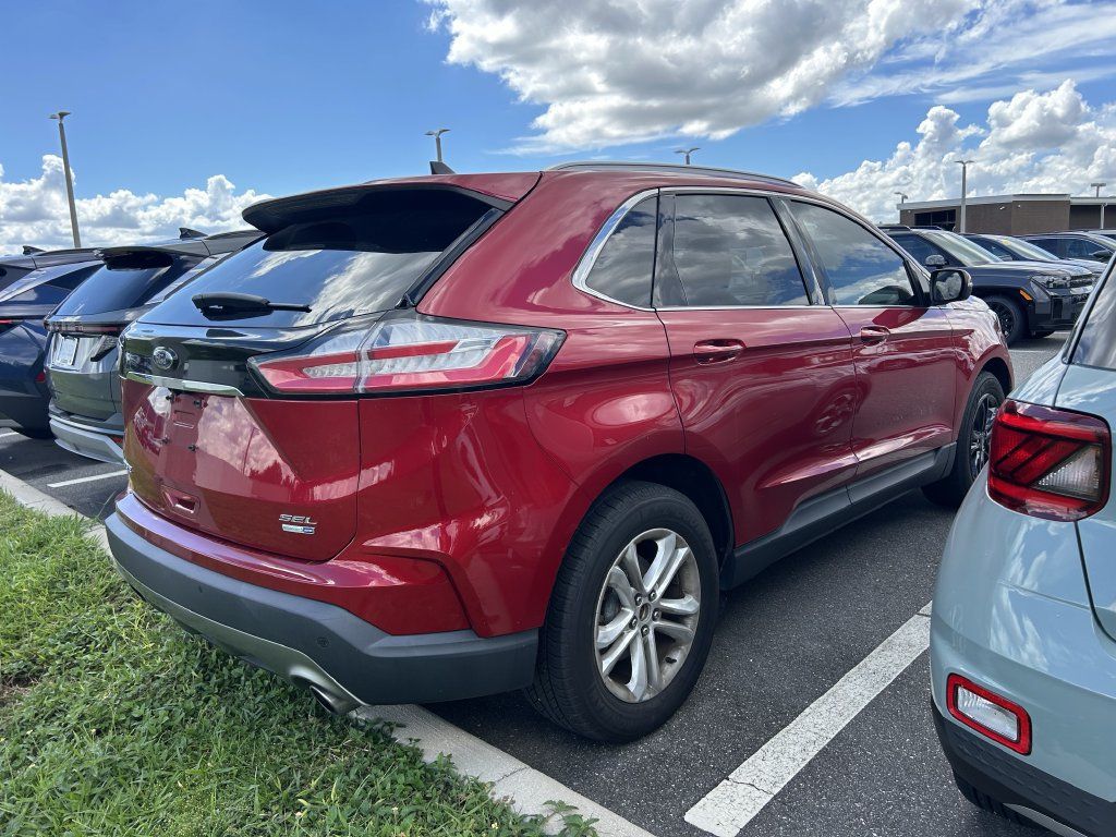 Used 2020 Ford Edge SEL w/ Convenience Package AWD/4WD image 3