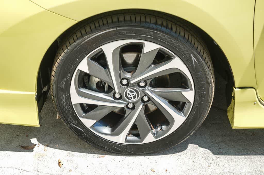 Used 2017 Toyota Corolla iM w/ Carpet Mat Package FWD image 10