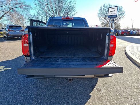 Used 2022 Chevrolet Colorado Z71 image 30