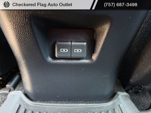 Used 2022 Toyota RAV4 XLE AWD/4WD image 41