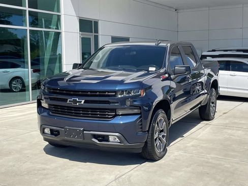 Used 2019 Chevrolet Silverado 1500 RST w/ All-Star Edition AWD/4WD image 2