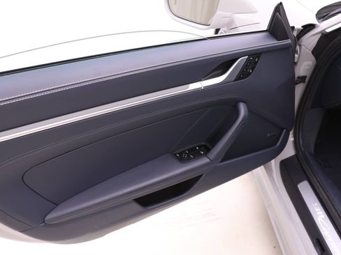 Certified 2025 Porsche 911 Carrera image 17