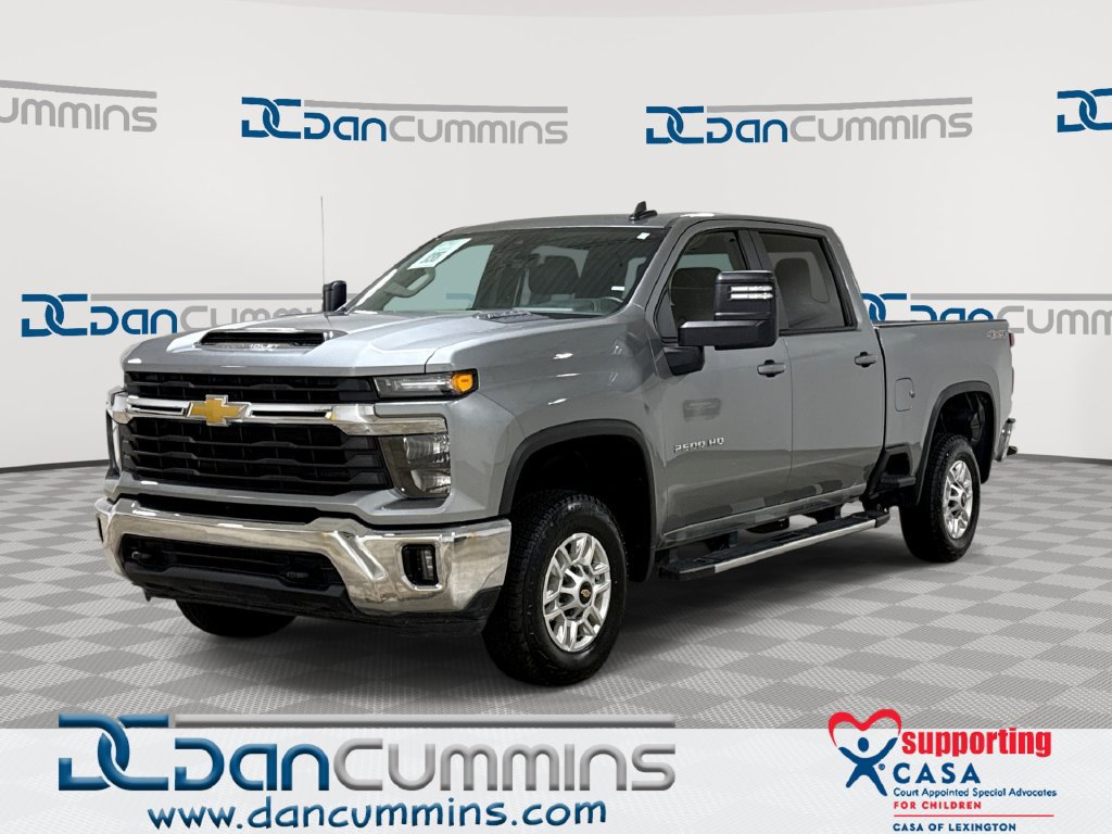 Used 2025 Chevrolet Silverado 2500 LT w/ Convenience Package AWD/4WD image 1
