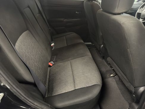 Used 2020 Mitsubishi Outlander Sport ES FWD image 9