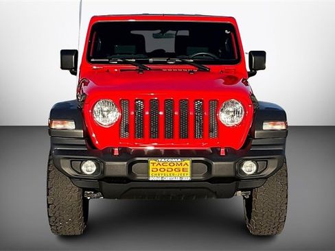 Used 2018 Jeep Wrangler Sport S image 3