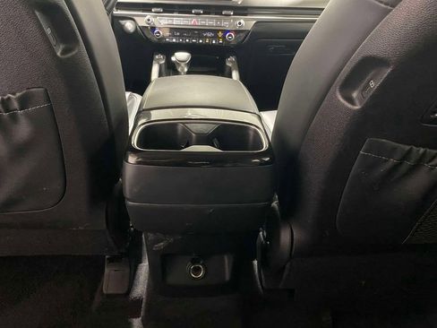 Used 2025 Kia Telluride S AWD/4WD image 12