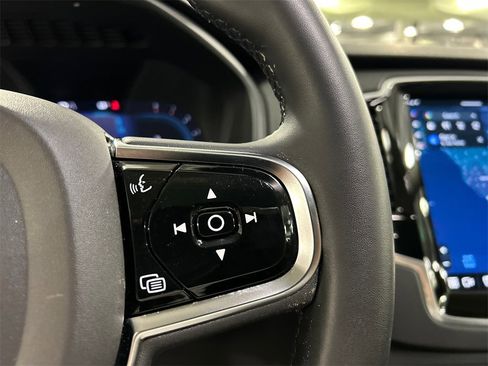 Certified 2024 Volvo XC90 B5 Plus w/ Protection Package Premier image 14