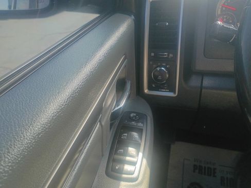 Used 2017 RAM 1500 Big Horn AWD/4WD image 18