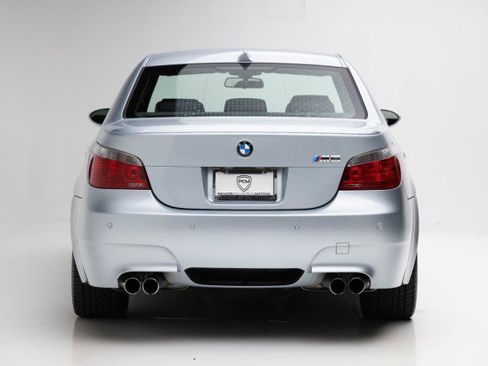 Used 2006 BMW M5 image 7