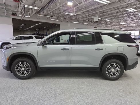 New 2026 Chevrolet Traverse LT image 4