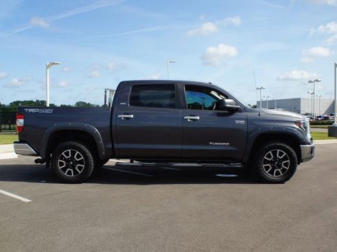 Used 2019 Toyota Tundra SR5 w/ TRD Off Road Package AWD/4WD image 20
