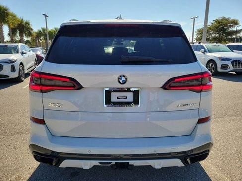Used 2022 BMW X5 xDrive40i w/ M Sport Package image 6