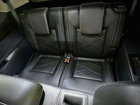 Used 2024 Volkswagen Atlas SE FWD image 29