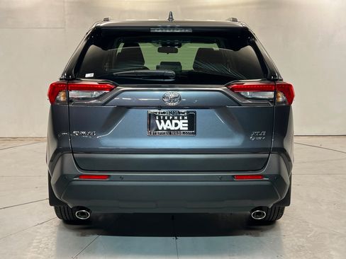 Used 2025 Toyota RAV4 XLE Premium w/ Weather Package AWD/4WD image 5
