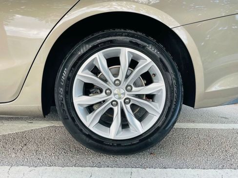 Used 2020 Chevrolet Malibu LT image 16