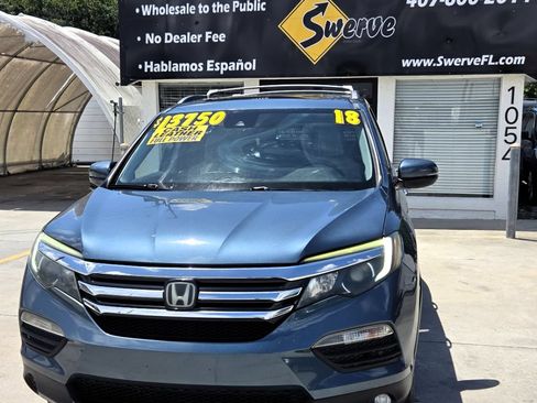 Used 2018 Honda Pilot Touring image 2