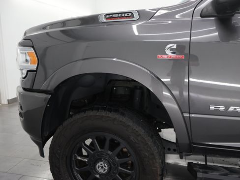 Used 2022 RAM 2500 Laramie AWD/4WD image 35