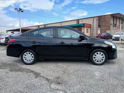 Used 2019 Nissan Versa S Plus FWD image 8