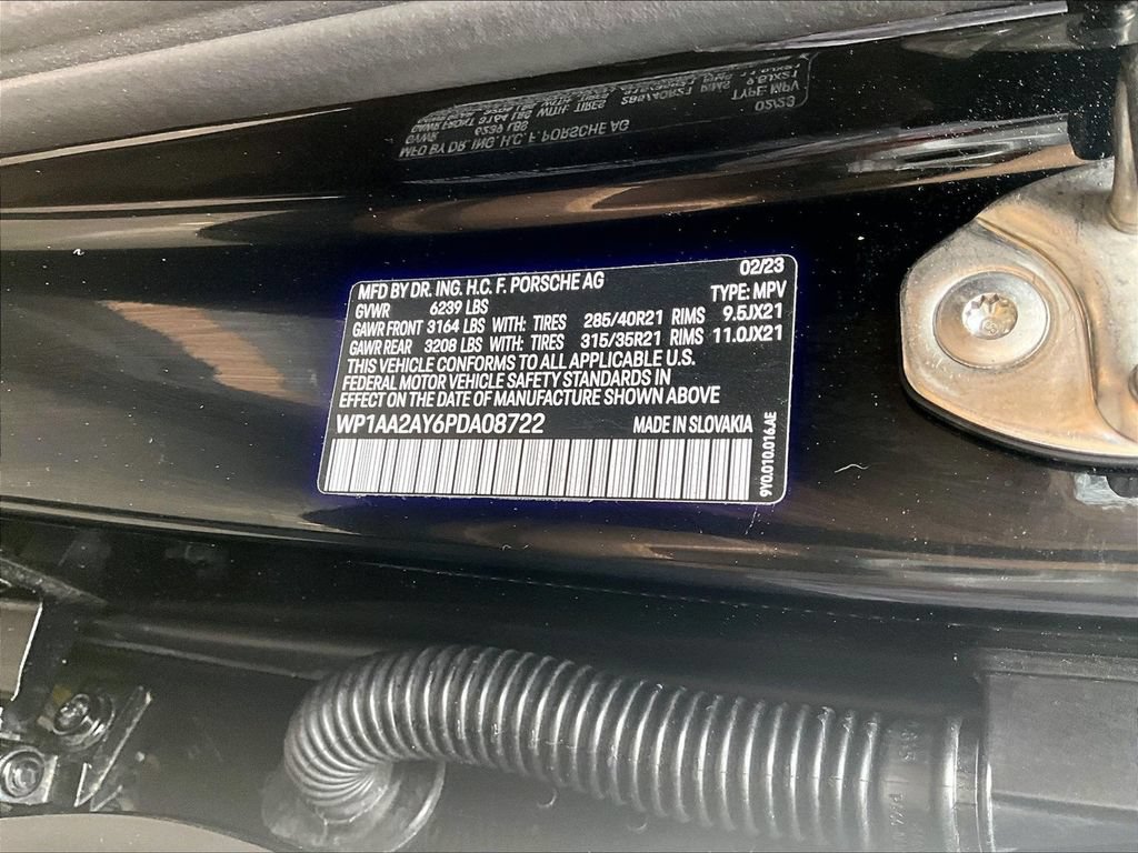 Certified 2023 Porsche Cayenne AWD/4WD image 35