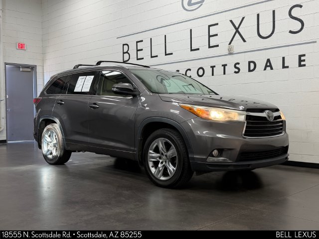 Used 2015 Toyota Highlander Limited Platinum AWD/4WD image 2