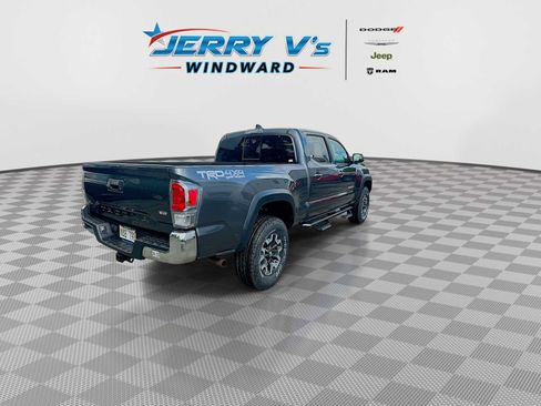 Used 2023 Toyota Tacoma TRD Off-Road AWD/4WD image 8