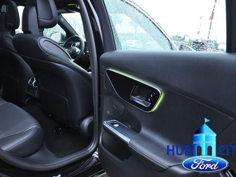 Used 2025 Mercedes-Benz C 300 Sedan image 15