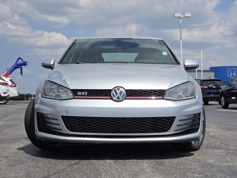 Used 2015 Volkswagen GTI S FWD image 8