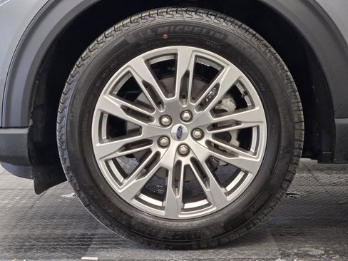 New 2026 Ford Explorer Platinum RWD image 10