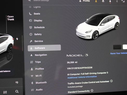Used 2023 Tesla Model 3 Standard Range RWD image 60