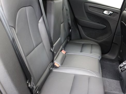 Used 2026 Volvo XC40 B5 Plus AWD/4WD image 22