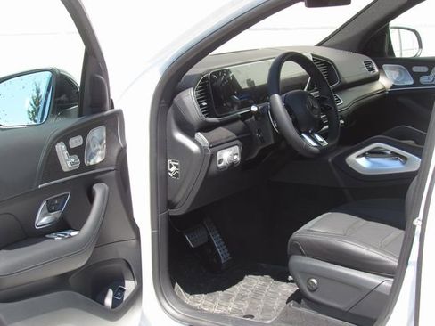 Used 2025 Mercedes-Benz GLE 53 AMG 4MATIC Coupe image 10