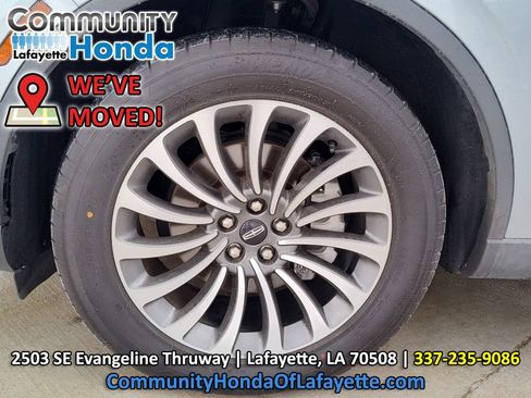 Used 2022 Lincoln Aviator Reserve w/ Equipment Group 201A RWD image 18