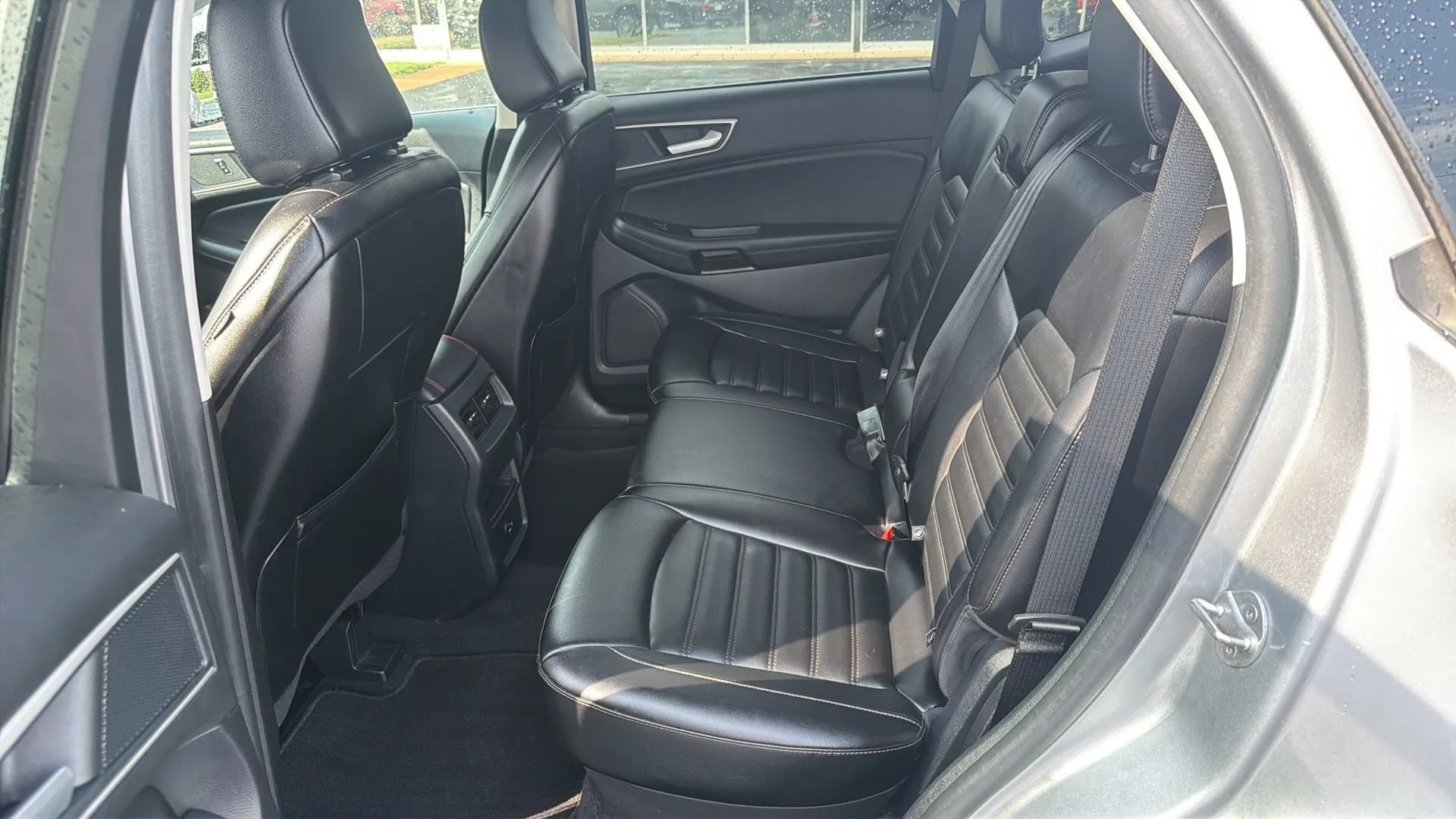 Used 2021 Ford Edge SEL FWD image 10