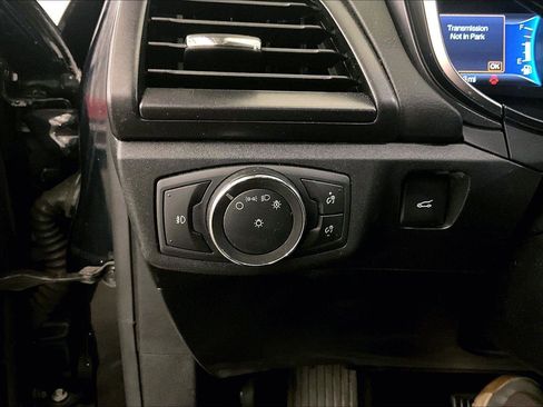 Used 2020 Ford Fusion Energi Titanium image 31