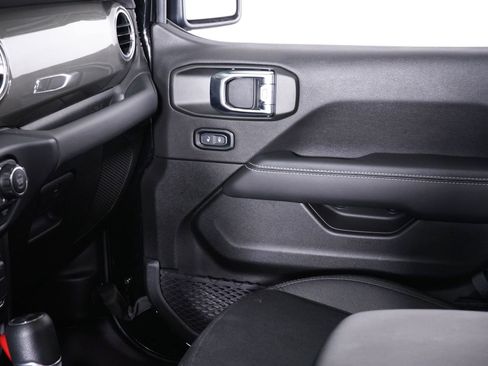 Used 2023 Jeep Wrangler Sahara w/ Safety Group image 22