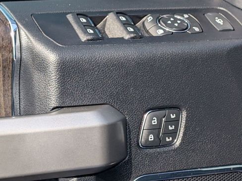 Used 2020 Ford F250 Lariat w/ Lariat Value Package image 24