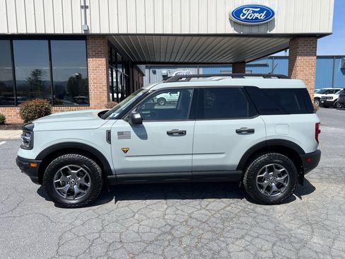 Used 2023 Ford Bronco Sport Badlands image 1
