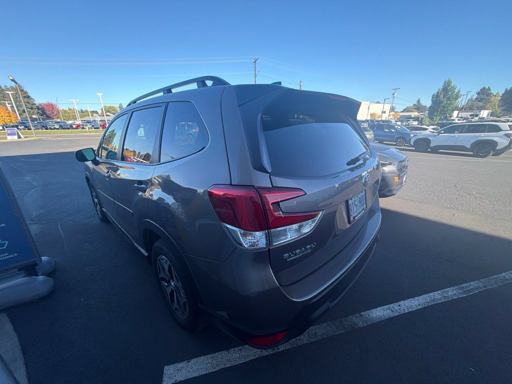 Certified 2024 Subaru Forester Premium AWD/4WD image 5