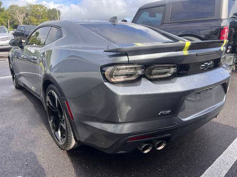 Used 2020 Chevrolet Camaro LT RWD image 3