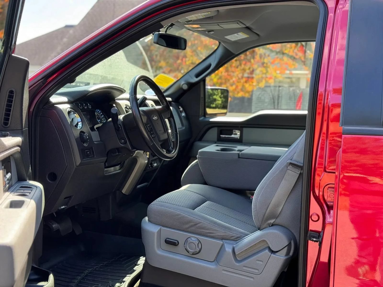 Used 2012 Ford F150 XLT w/ XLT Chrome Pkg RWD image 15