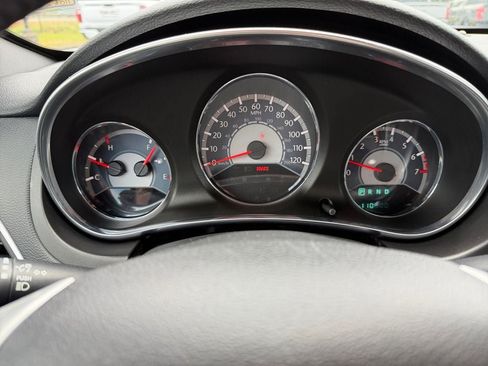 Used 2014 Chrysler 200 Touring FWD image 14