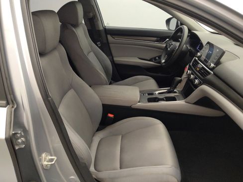 Used 2018 Honda Accord LX image 21