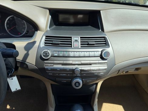 Used 2010 Honda Accord LX-P image 15