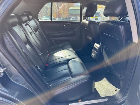 Used 2010 Cadillac DTS Luxury image 12